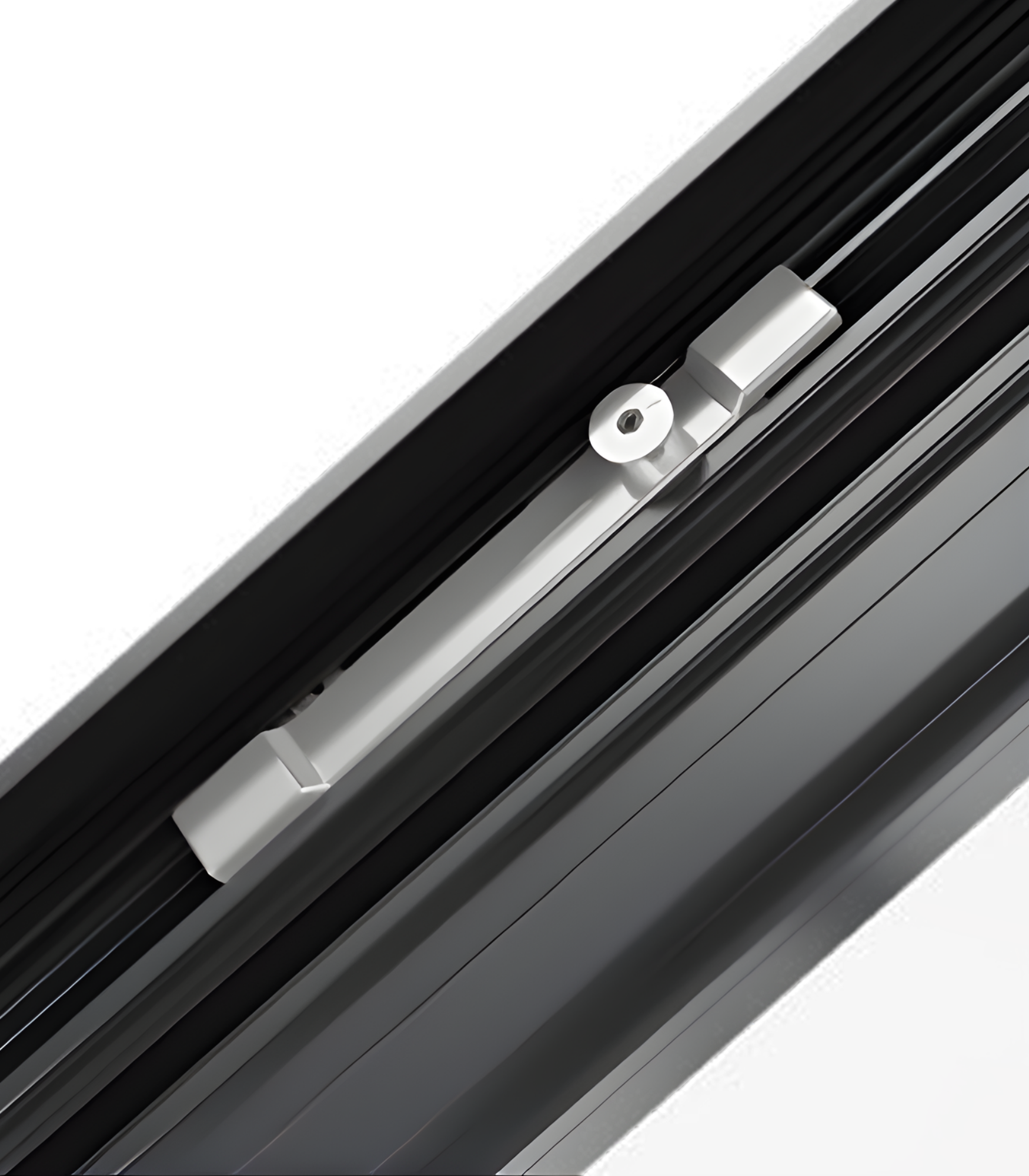 VLX 80 Awning Window in Torrance, CA | Hale Windows Torrance - detail 4