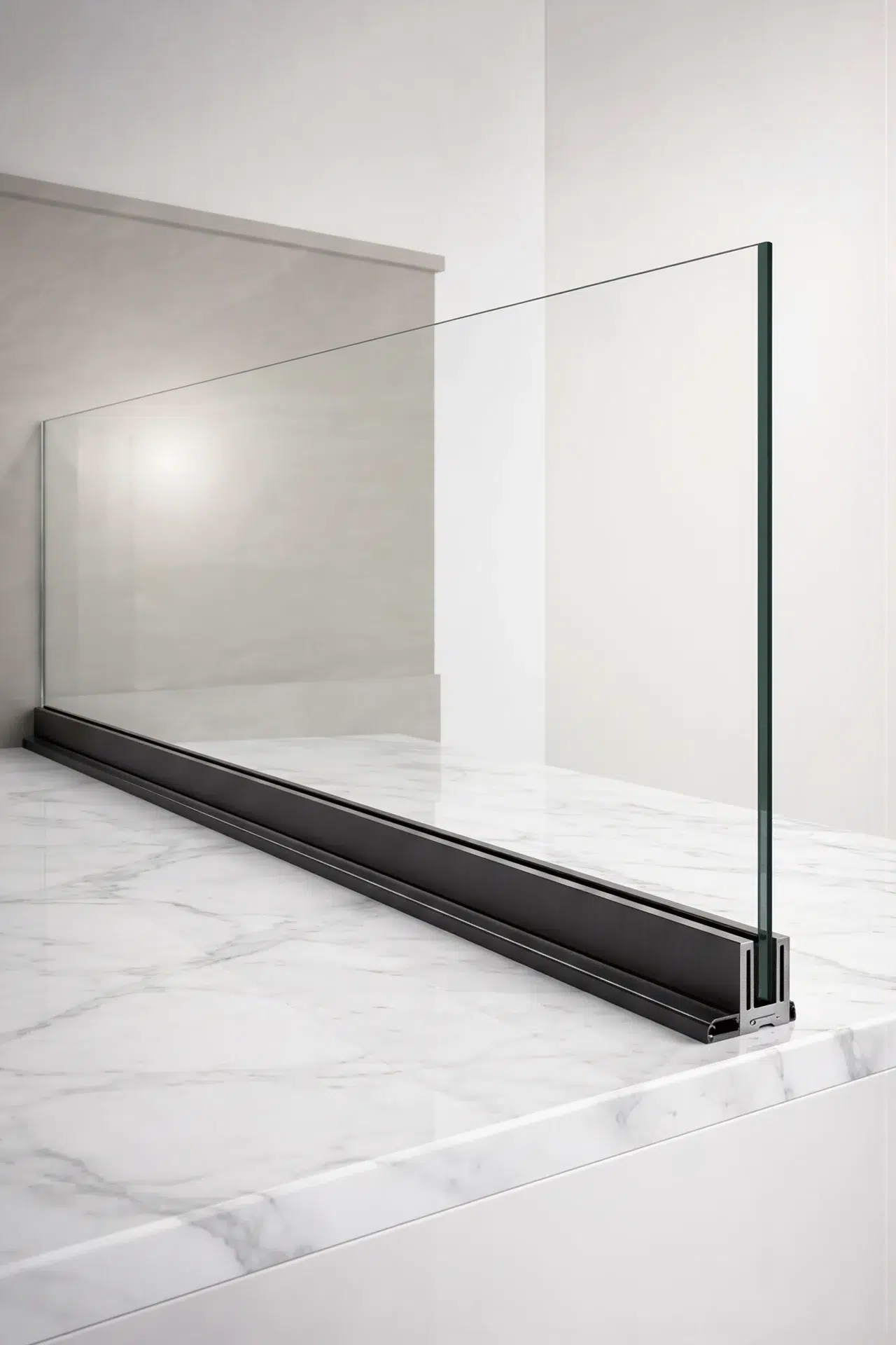 VLX 120 Glass Railing System in Torrance, CA | Hale Windows Torrance - detail 2